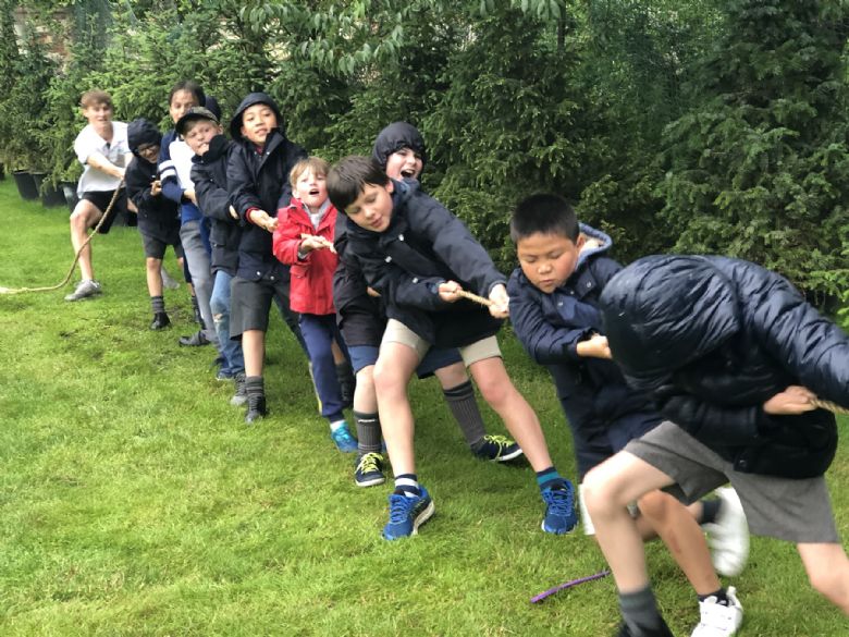 Boys at tug of ware